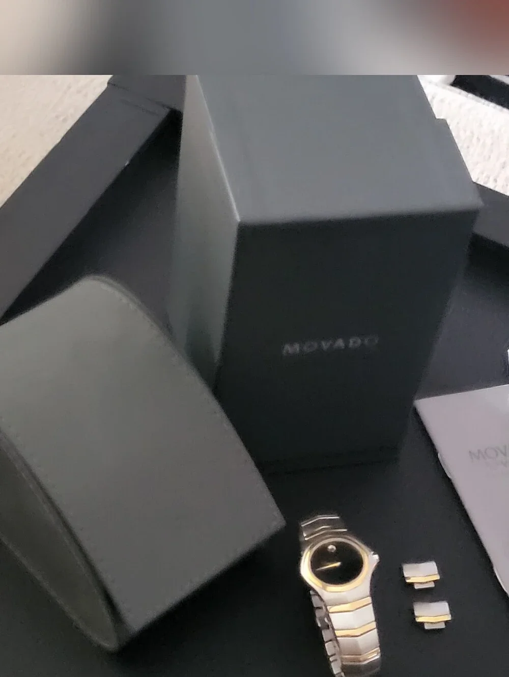 Authentic Movado Museum Watch 24mm Black Two-Tone Extra Links Box Papers